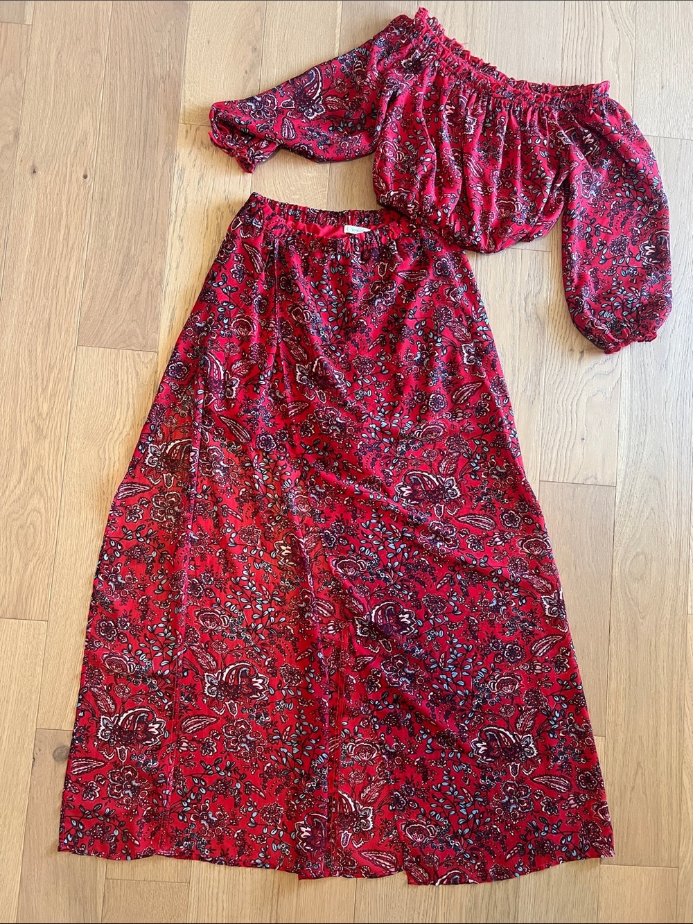 Women’s Medium set.